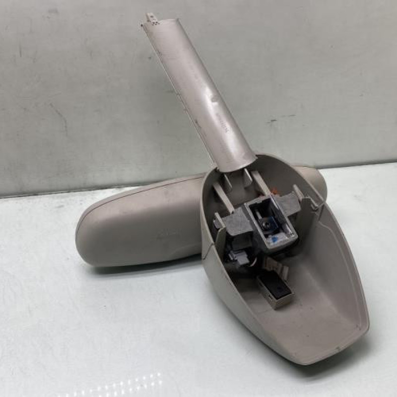 Retroviseur interieur RENAULT SCENIC 3 Photo n°2