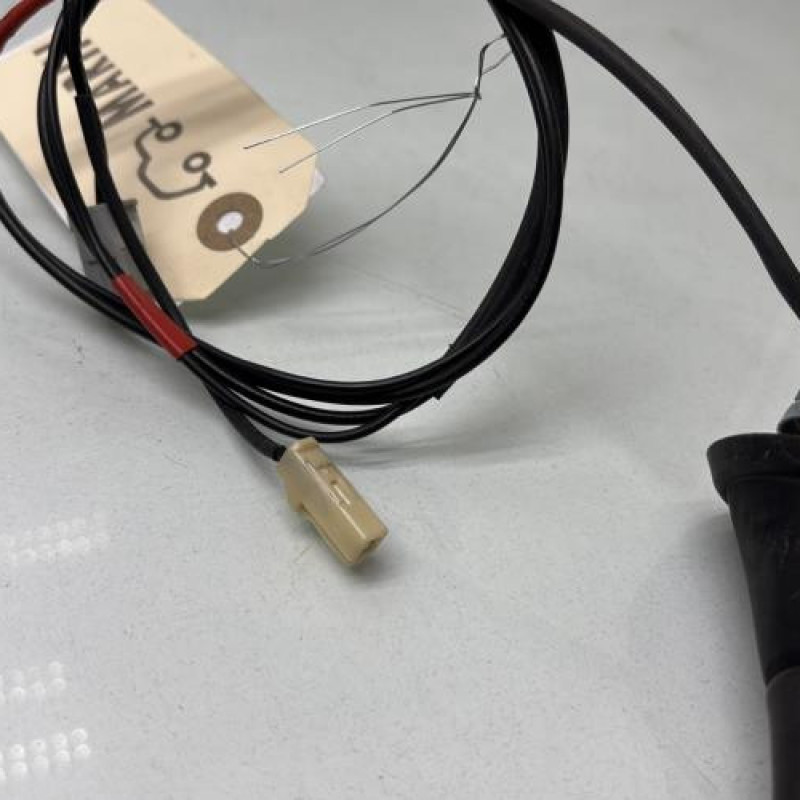 Antenne TOYOTA AURIS 1 Photo n°4