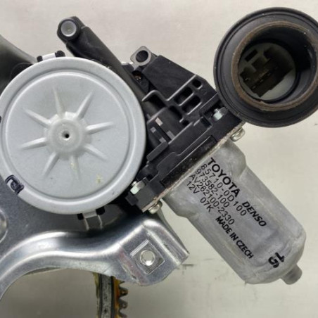 Leve vitre electrique avant droit TOYOTA AURIS 1