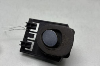 Bouton de coffre PEUGEOT 407 Photo n°1