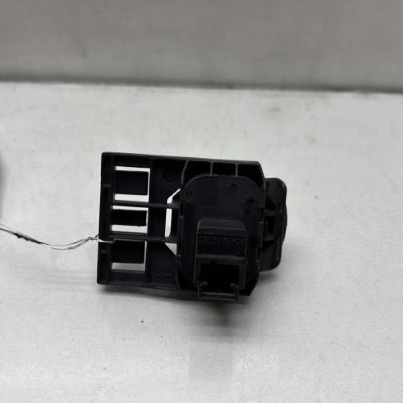 Bouton de coffre PEUGEOT 407 Photo n°2