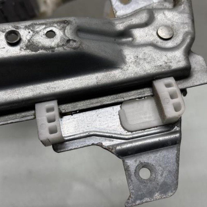 Leve vitre electrique arriere gauche PEUGEOT 407 Photo n°5