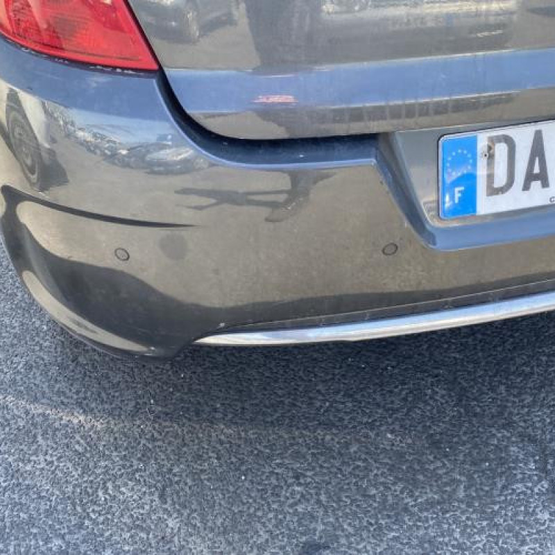 Pare choc arriere CITROEN C4 2 Photo n°13