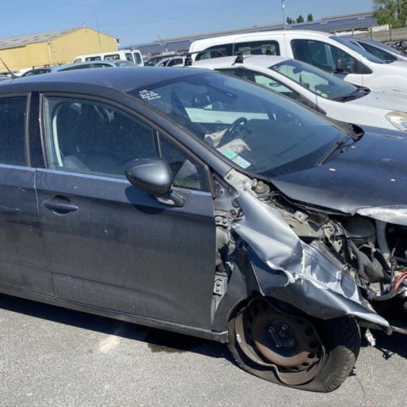 Pare choc arriere CITROEN C4 2 Photo n°15