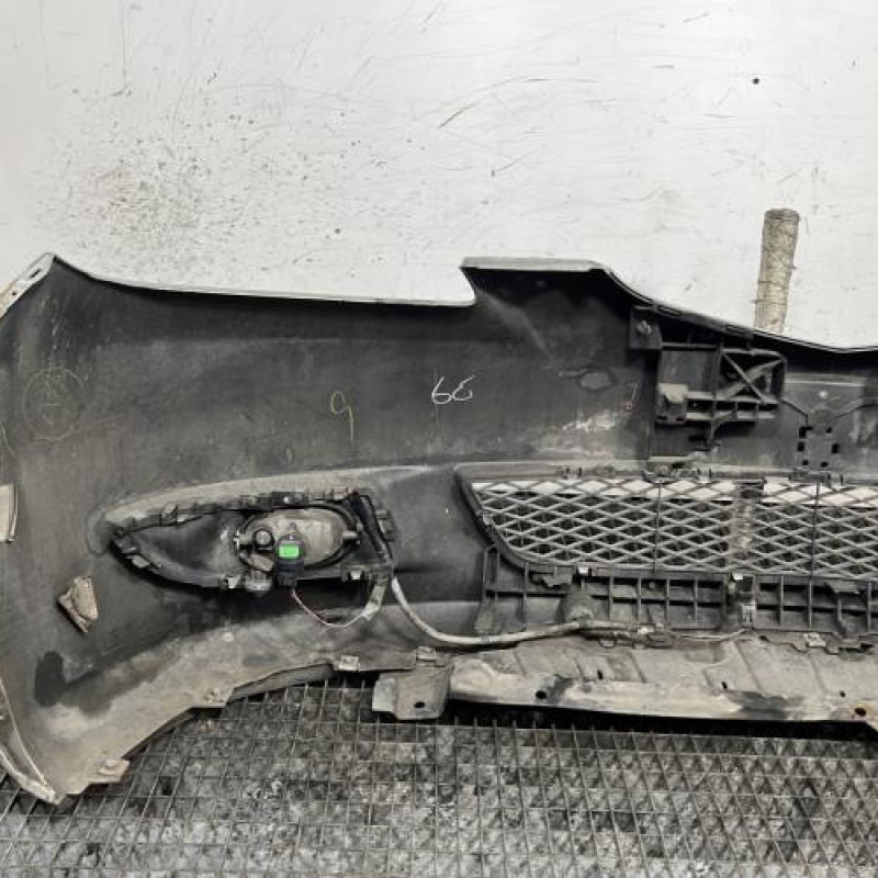 Pare choc avant MAZDA 3 1 Photo n°8