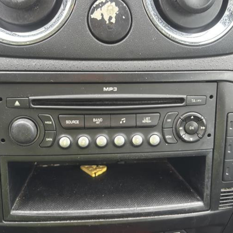 Pare choc arriere CITROEN C3 1 Photo n°20