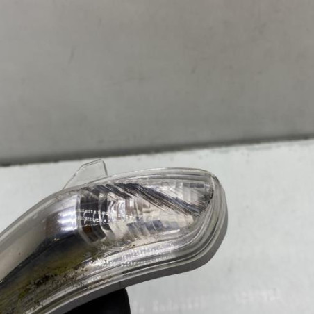 Repetiteur clignotant avant gauche (Feux) PEUGEOT 208 1