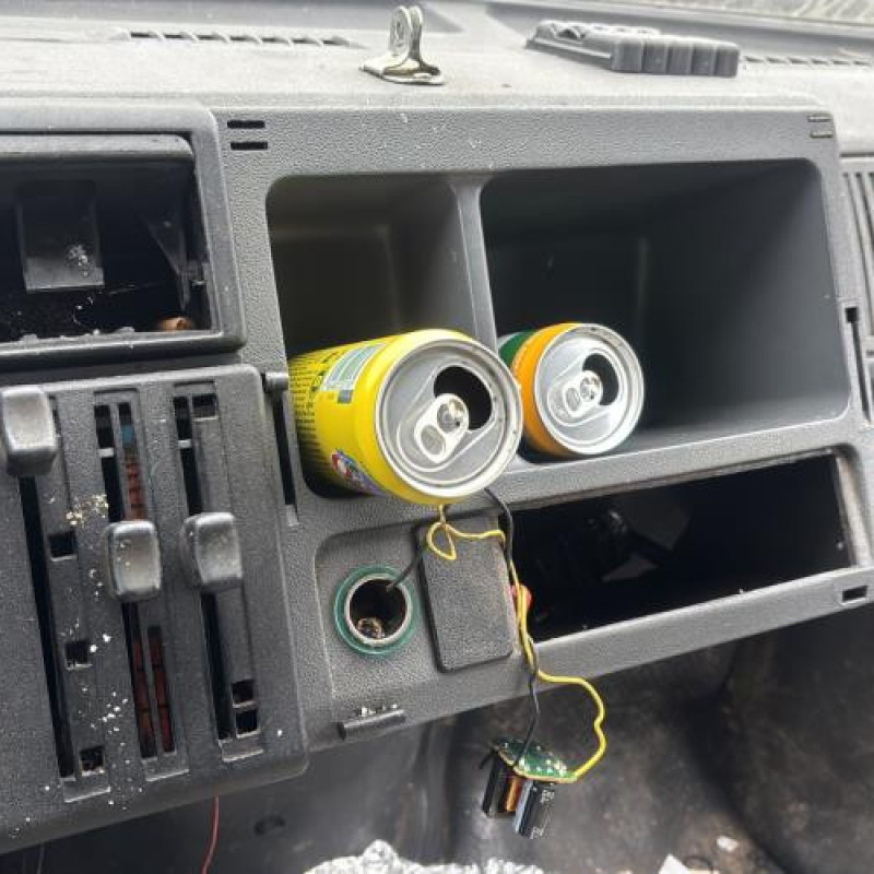 Custode avant gauche (porte) RENAULT TRAFIC 1 Photo n°20