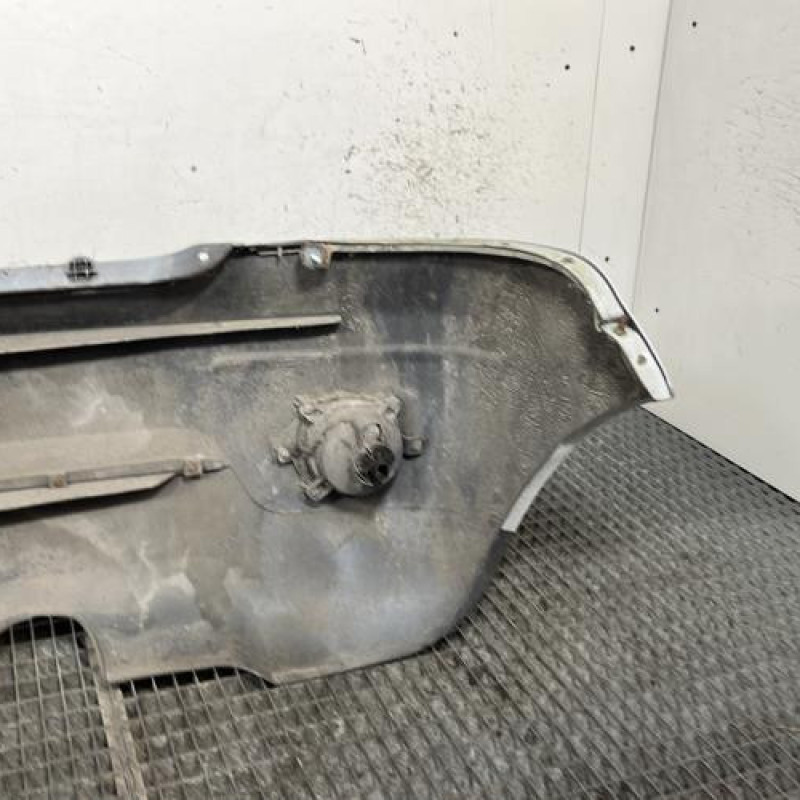 Pare choc arriere CHEVROLET MATIZ 2 Photo n°6