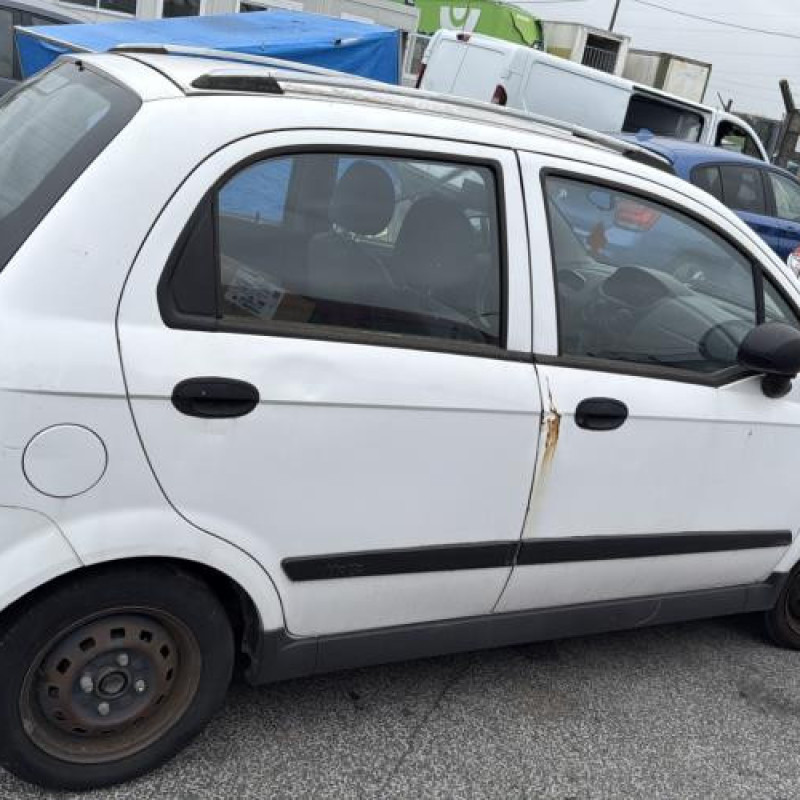 Pare choc arriere CHEVROLET MATIZ 2 Photo n°12