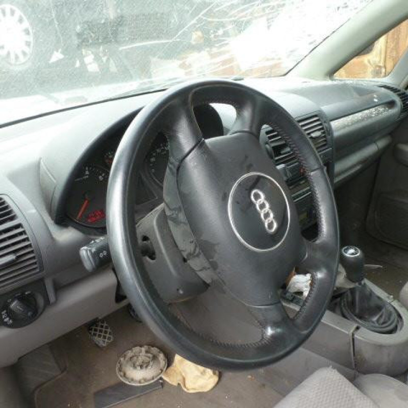 Plage arriere AUDI A2 Photo n°7