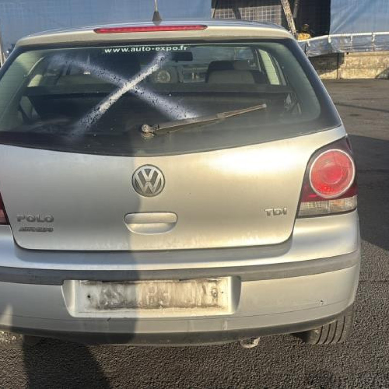 Reservoir essence VOLKSWAGEN POLO 4 Photo n°6