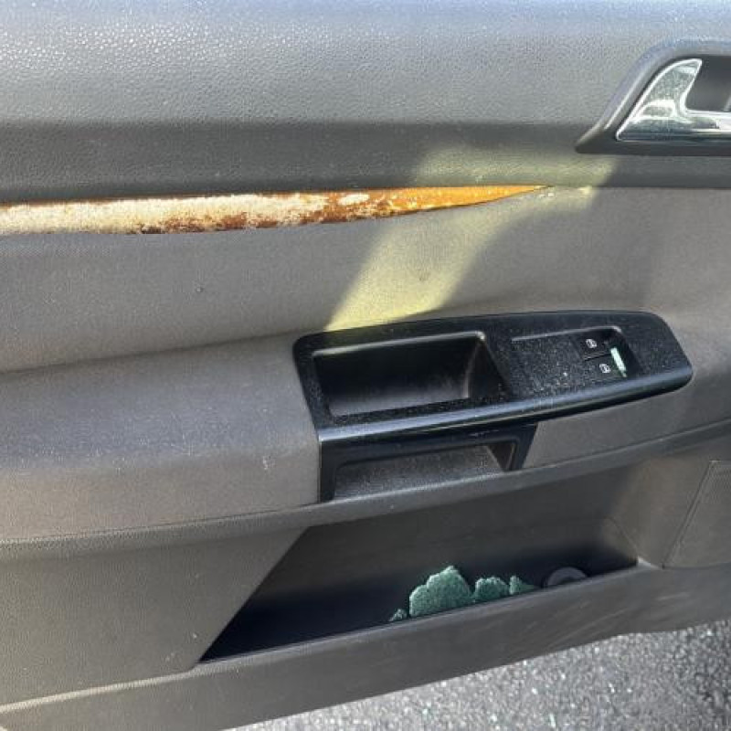 Reservoir essence VOLKSWAGEN POLO 4 Photo n°10