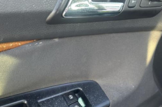 Reservoir essence VOLKSWAGEN POLO 4