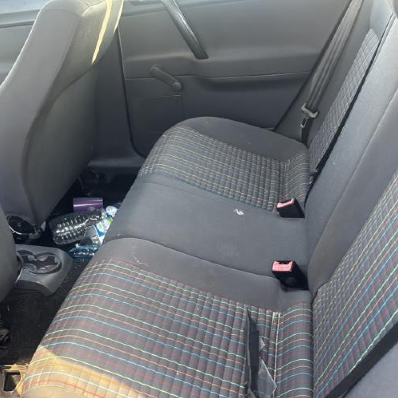 Reservoir essence VOLKSWAGEN POLO 4 Photo n°15