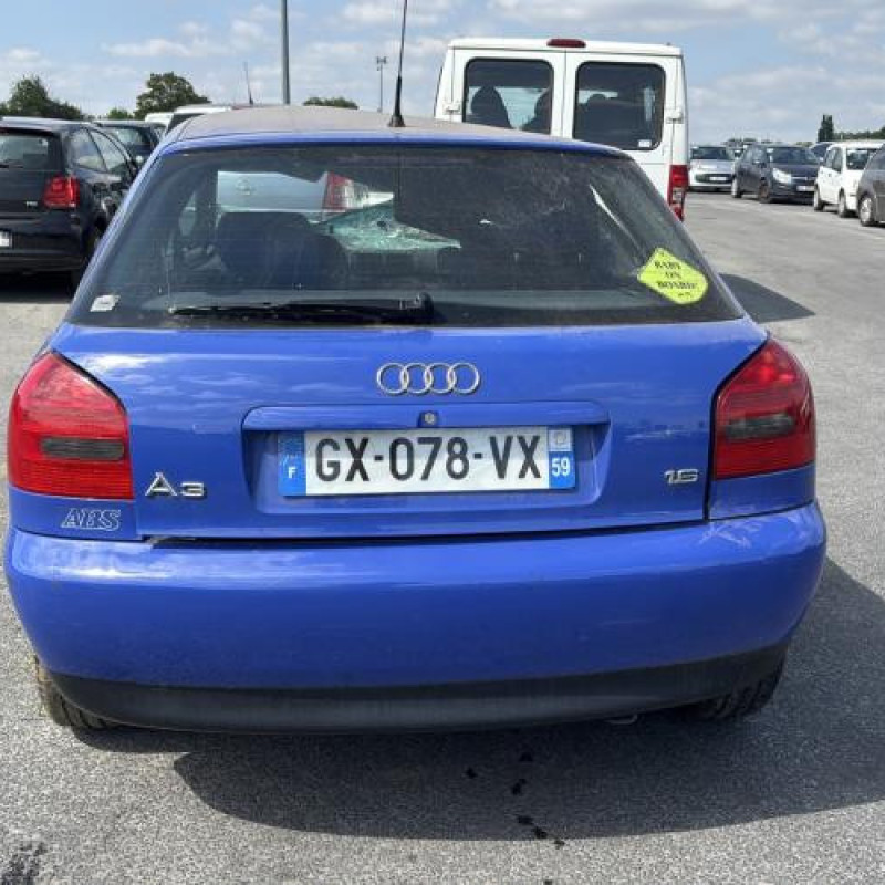 Pretensionneur de ceinture avant gauche AUDI A3 1 Photo n°8