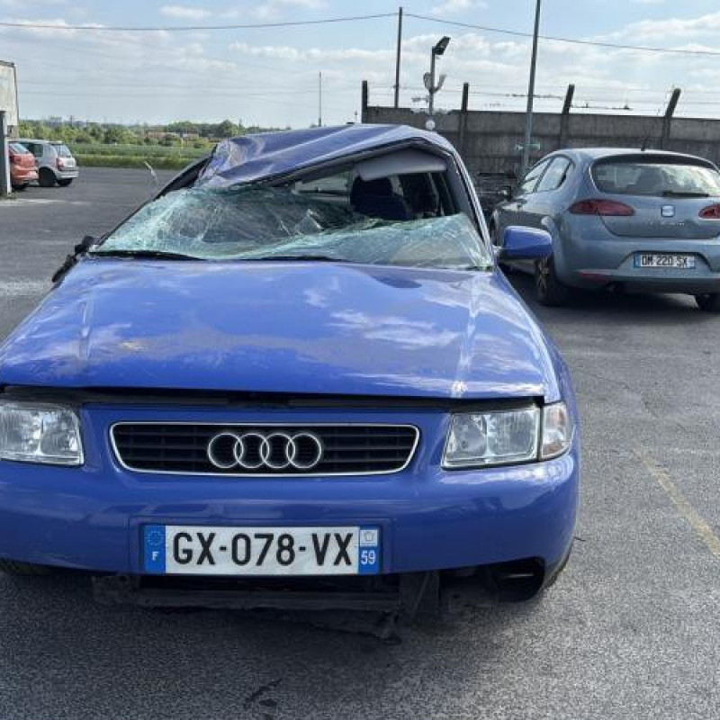 Pretensionneur de ceinture avant gauche AUDI A3 1 Photo n°11