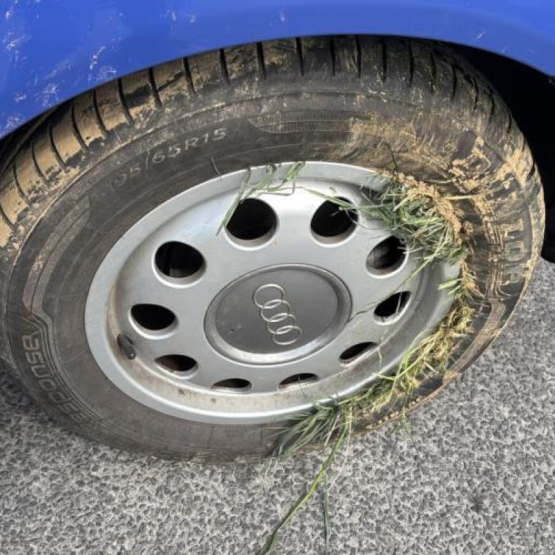 Pretensionneur de ceinture avant gauche AUDI A3 1 Photo n°19