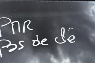 Pivot de moyeu avant gauche VOLKSWAGEN GOLF 4