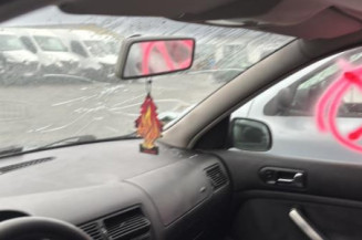 Pivot de moyeu avant gauche VOLKSWAGEN GOLF 4