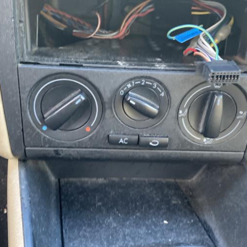 Pivot de moyeu avant gauche VOLKSWAGEN GOLF 4 Photo n°8