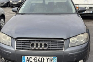 Feu arriere stop central AUDI A3 2