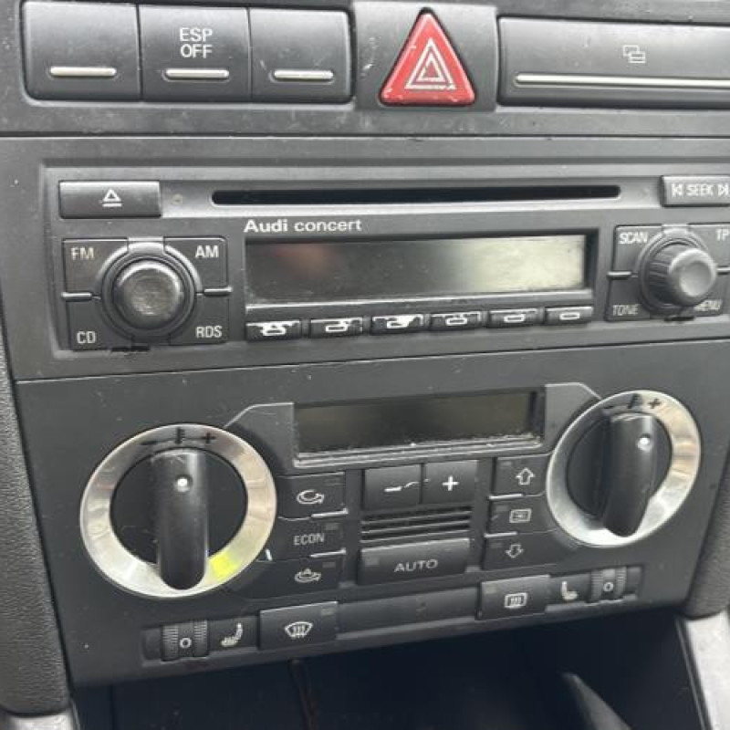 Feu arriere stop central AUDI A3 2 Photo n°16