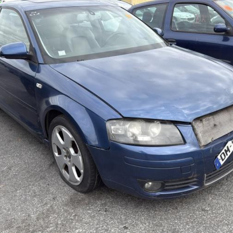 Feu arriere stop central AUDI A3 2 Photo n°2