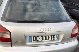 Feu arriere stop central AUDI A3 1