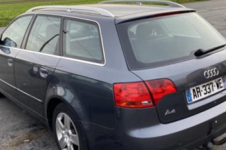 Vitre arriere droit AUDI A4 2