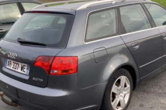 Vitre arriere droit AUDI A4 2