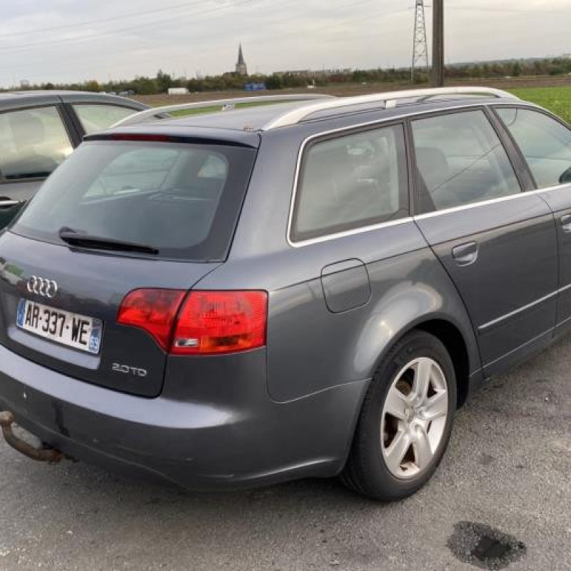 Vitre avant gauche AUDI A4 2 Photo n°12