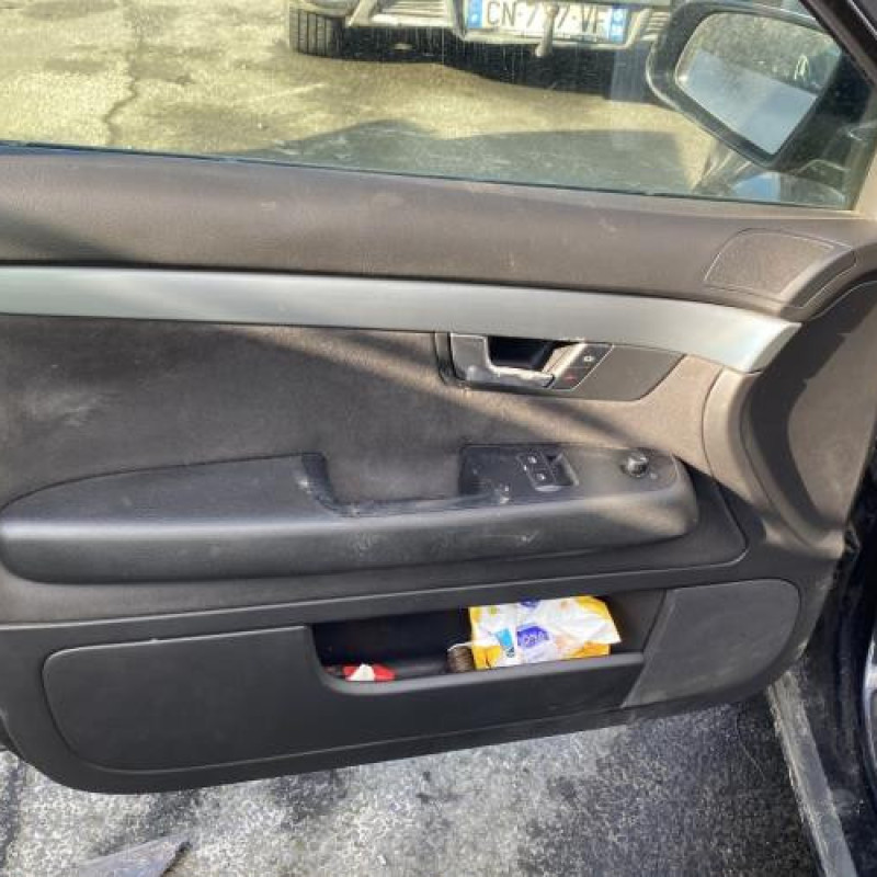 Leve vitre electrique avant droit AUDI A4 2 Photo n°9