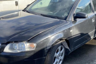 Pivot de moyeu avant droit AUDI A4 2 Photo n°1