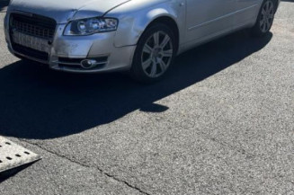 Leve vitre electrique avant droit AUDI A4 2 Photo n°1