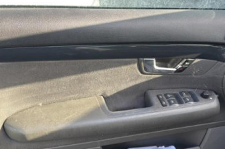 Custode arriere gauche AUDI A4 2