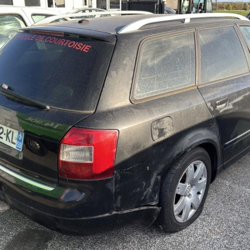 Vitre arriere droit AUDI A4 2 Photo n°3