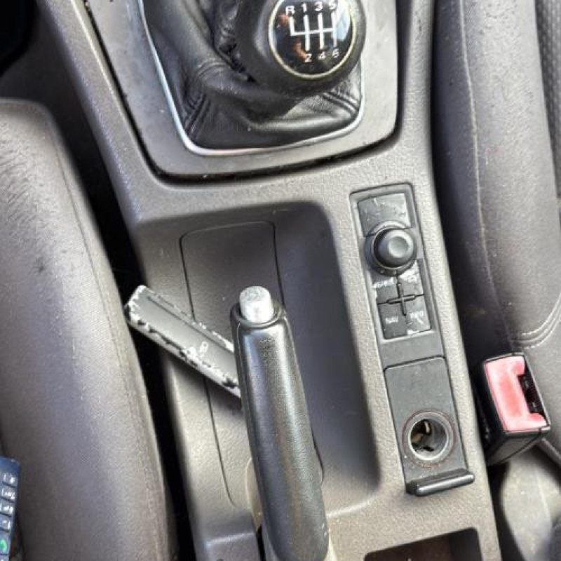 Vitre arriere droit AUDI A4 2 Photo n°19