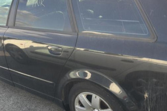 Vitre avant gauche AUDI A4 2