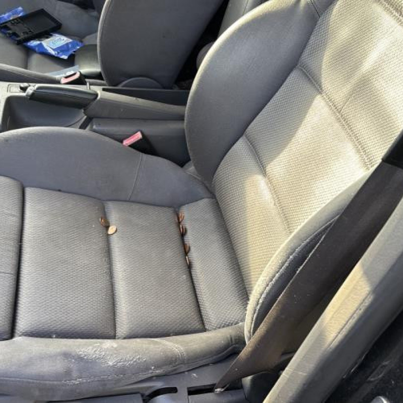 Leve vitre electrique avant droit AUDI A4 2 Photo n°11