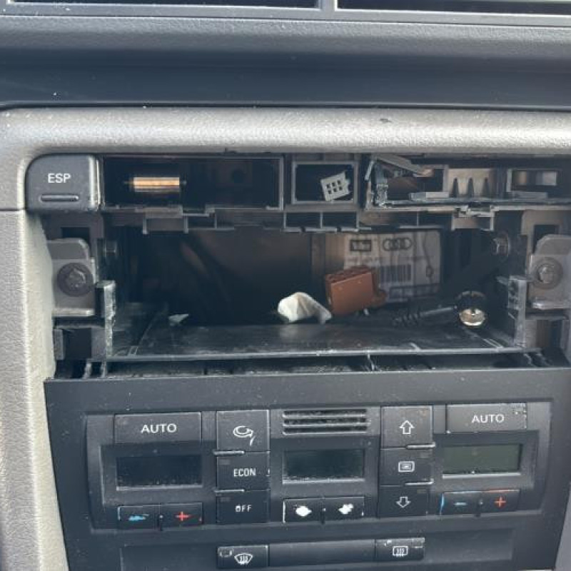 Leve vitre electrique avant droit AUDI A4 2 Photo n°16