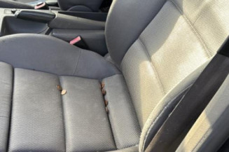 Pivot de moyeu avant droit AUDI A4 2