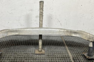 Renfort pare choc avant (traverse) AUDI A4 2 Photo n°1