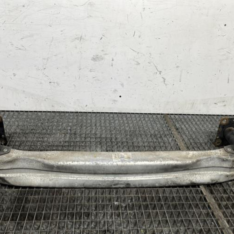 Renfort pare choc avant (traverse) AUDI A4 2 Photo n°4