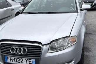 Pompe lave glace arriere AUDI A4 2