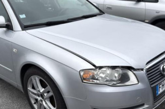 Poignee porte arriere gauche AUDI A4 2