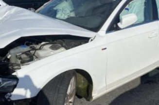 Pivot de moyeu arriere gauche AUDI A4 3