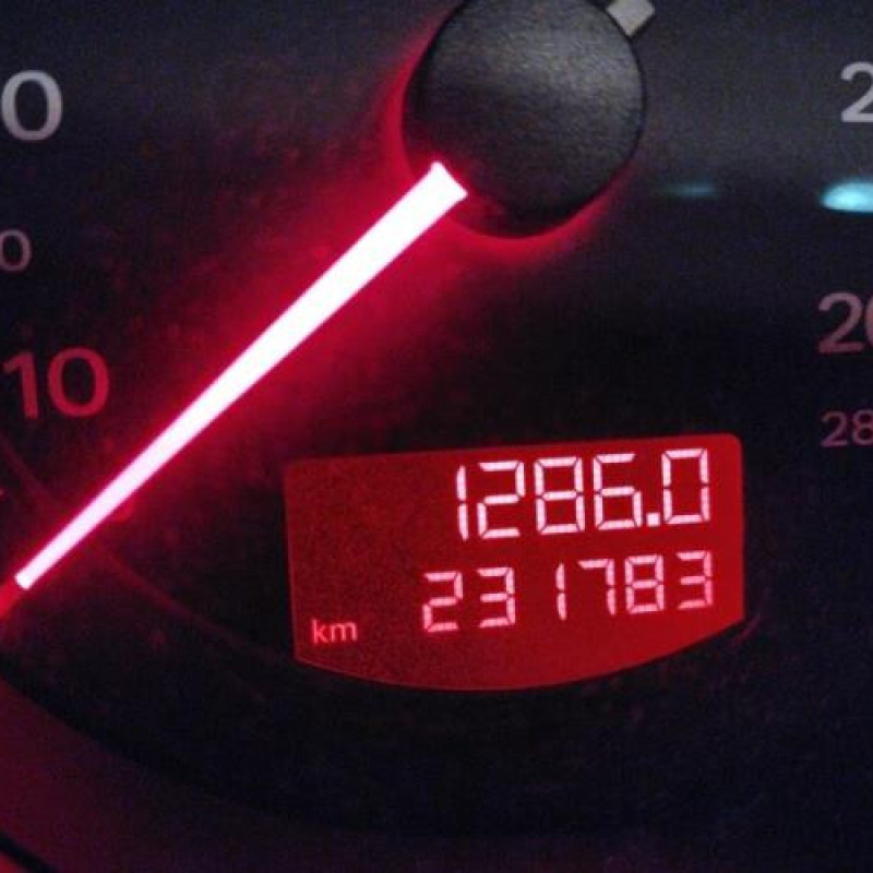 Pivot de moyeu arriere gauche AUDI A6 3 Photo n°9