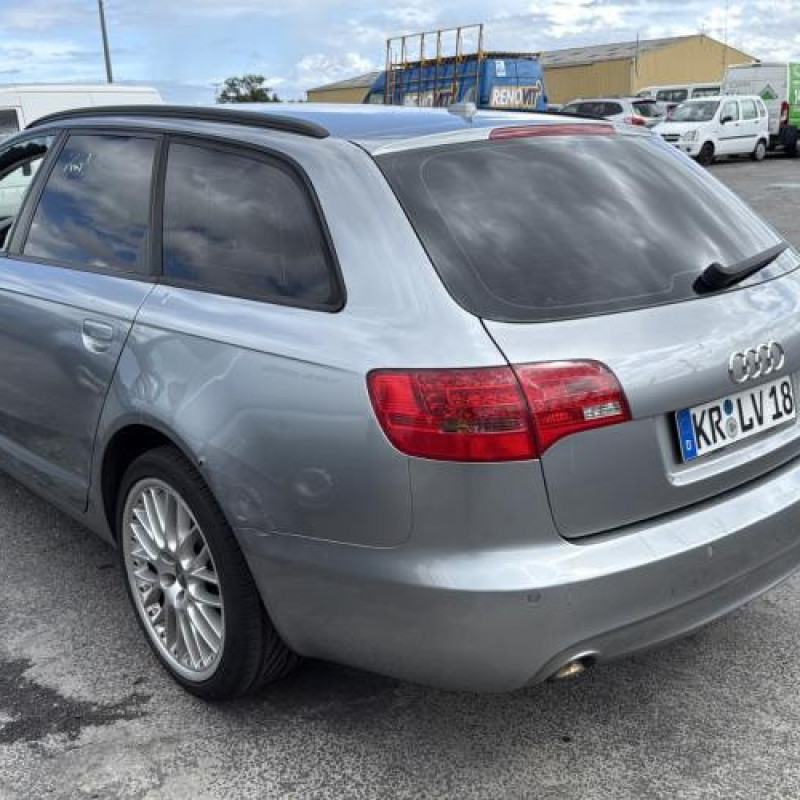 Feu arriere stop central AUDI A6 3 Photo n°4