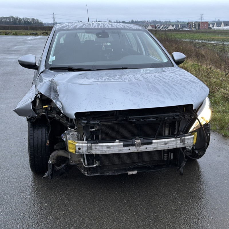 PEUGEOT 308 2 PHASE 2 1.6 BLUE HDI - 8V TURBO Photo n°1